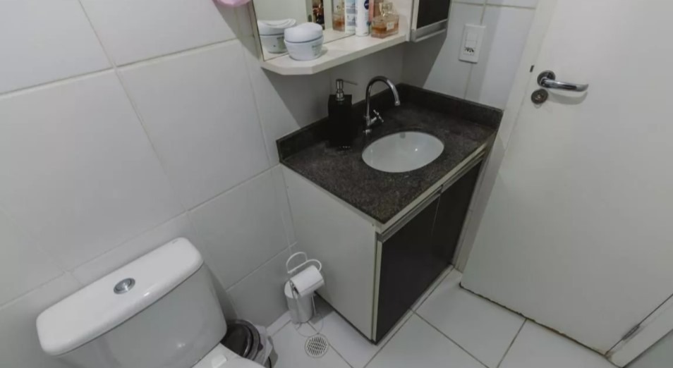 Apartamento à venda com 1 quarto, 33m² - Foto 2