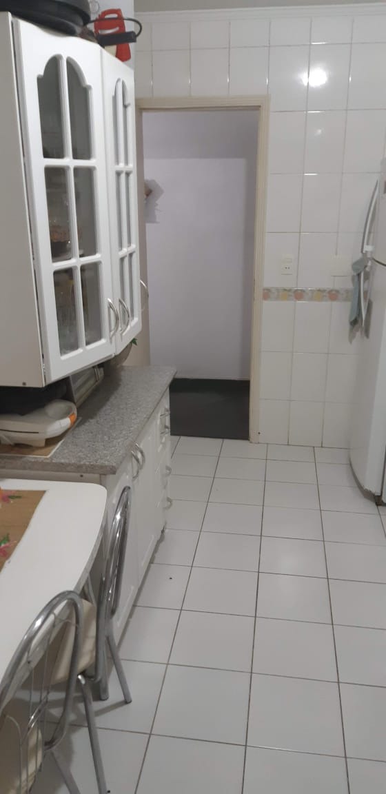 Apartamento à venda com 2 quartos, 68m² - Foto 8