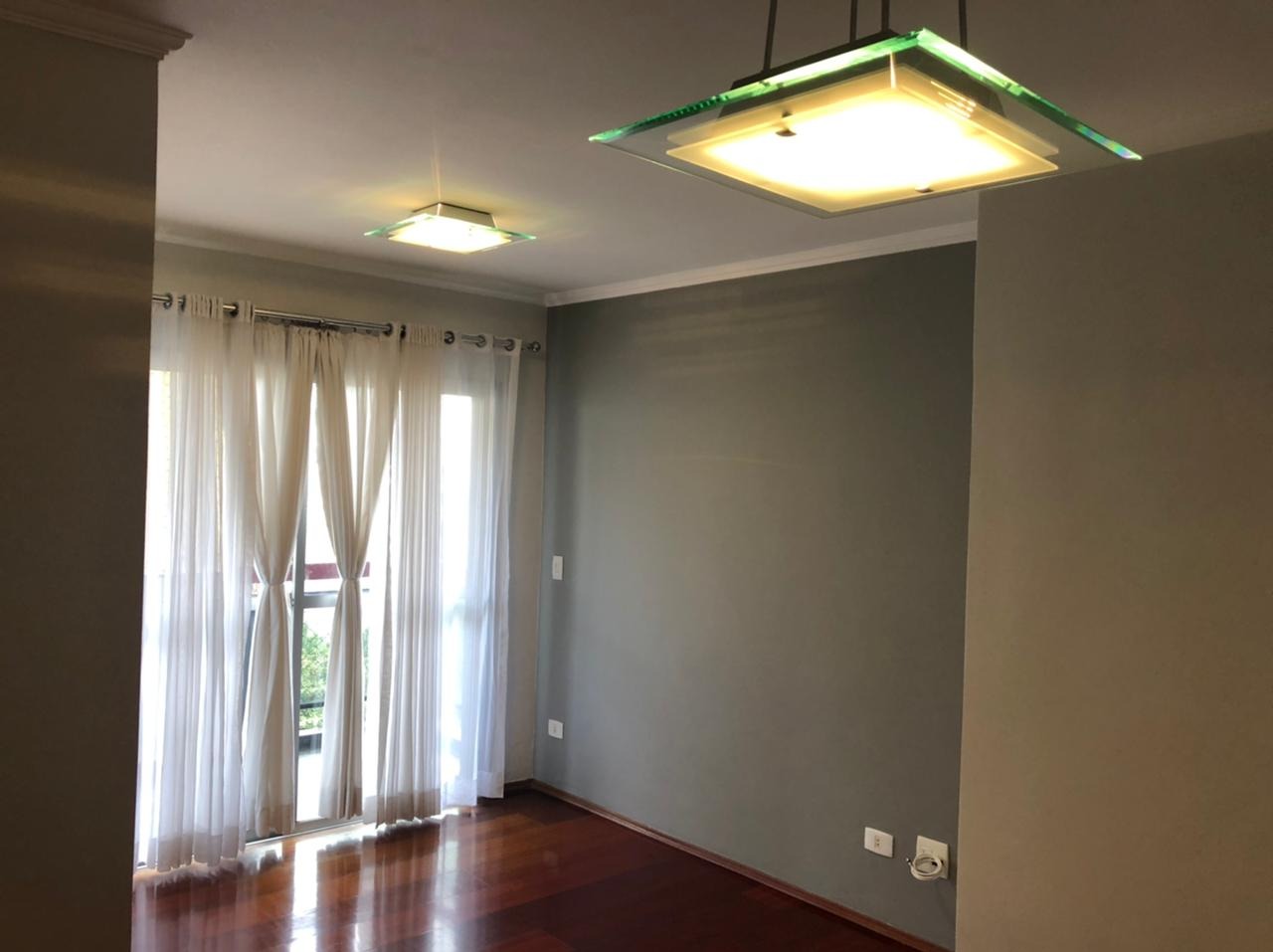 Apartamento à venda com 2 quartos, 56m² - Foto 11