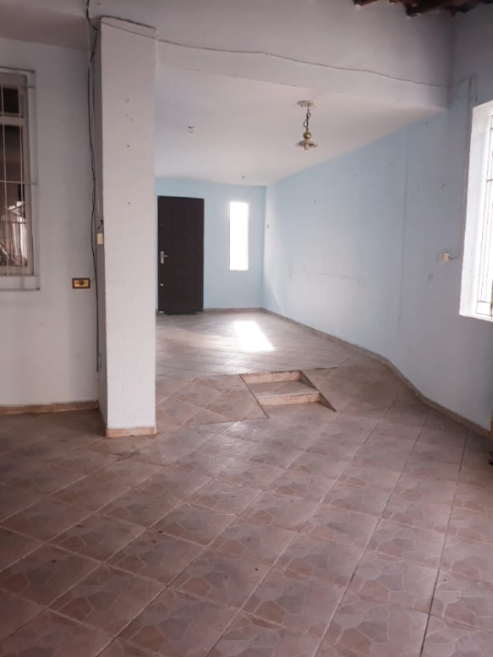 Casa à venda com 4 quartos, 166m² - Foto 18