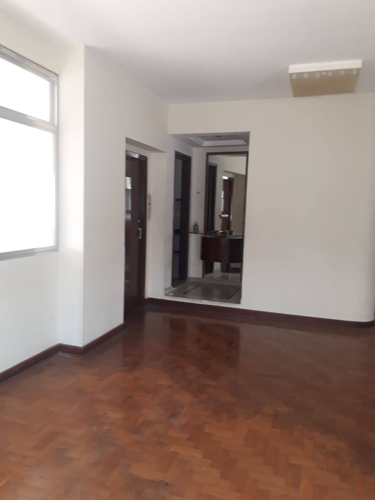 Apartamento à venda com 3 quartos, 220m² - Foto 32