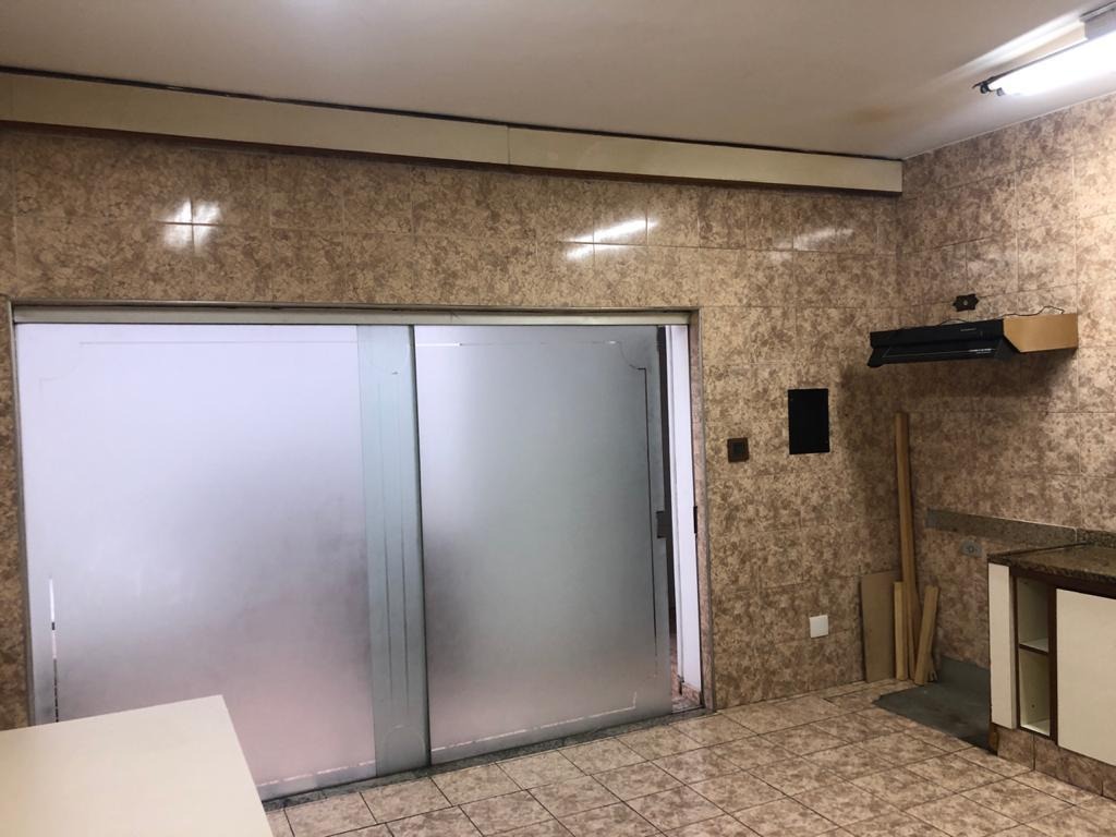 Casa à venda e aluguel com 3 quartos, 320m² - Foto 14