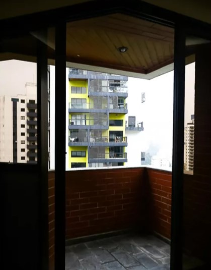 Apartamento à venda com 3 quartos, 106m² - Foto 27