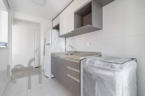 Apartamento à venda com 2 quartos, 72m² - Foto 20