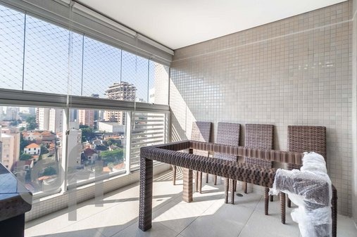 Apartamento à venda com 2 quartos, 72m² - Foto 24