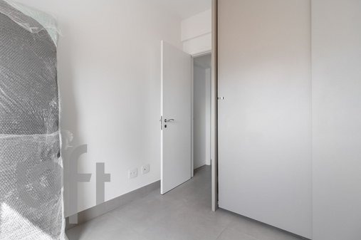 Apartamento à venda com 2 quartos, 72m² - Foto 15