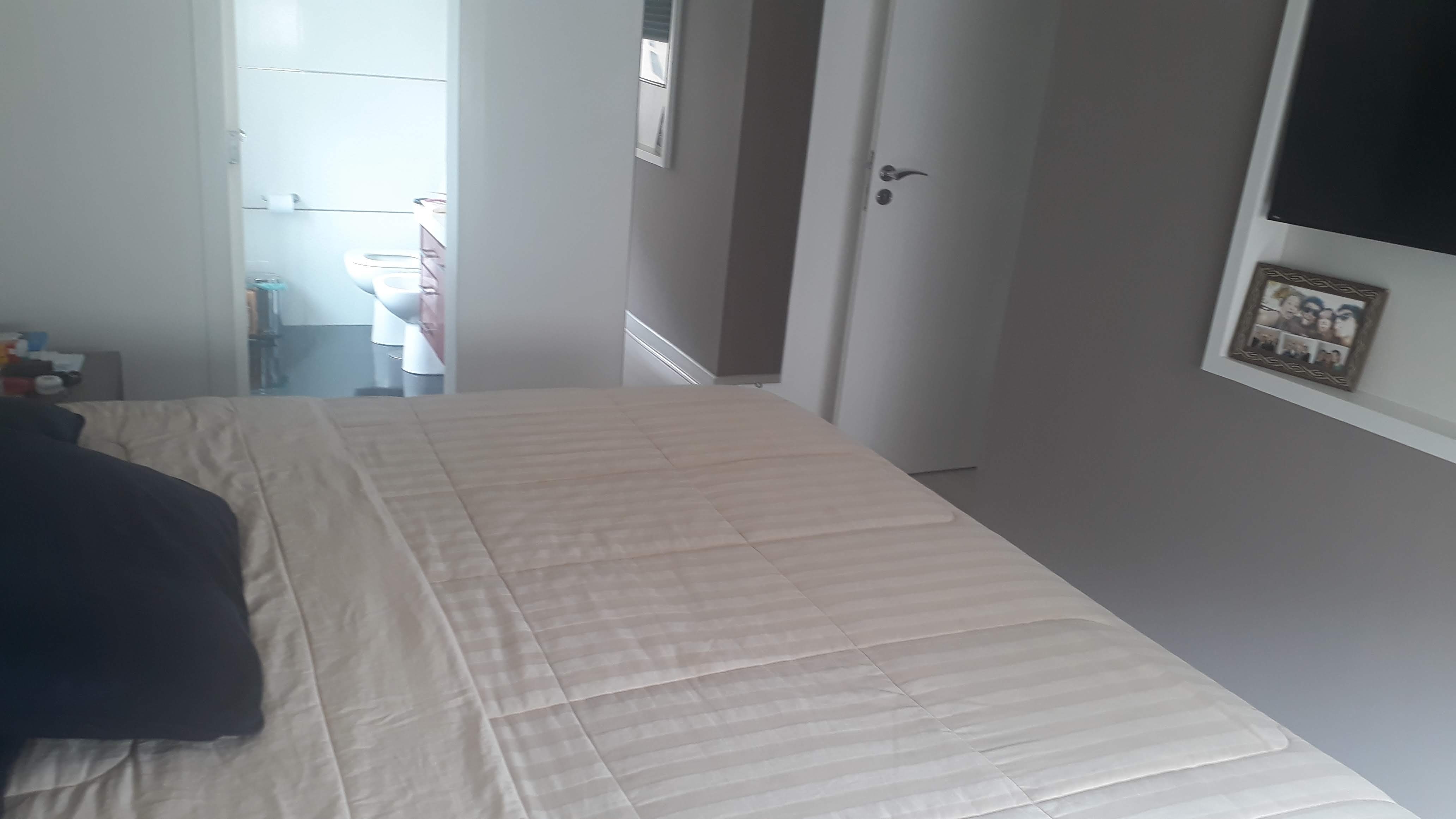 Apartamento à venda com 6 quartos, 200m² - Foto 17