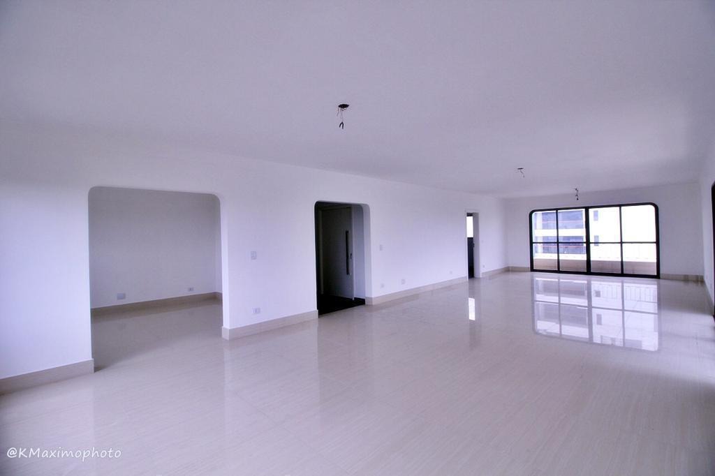 Apartamento à venda com 4 quartos, 330m² - Foto 1