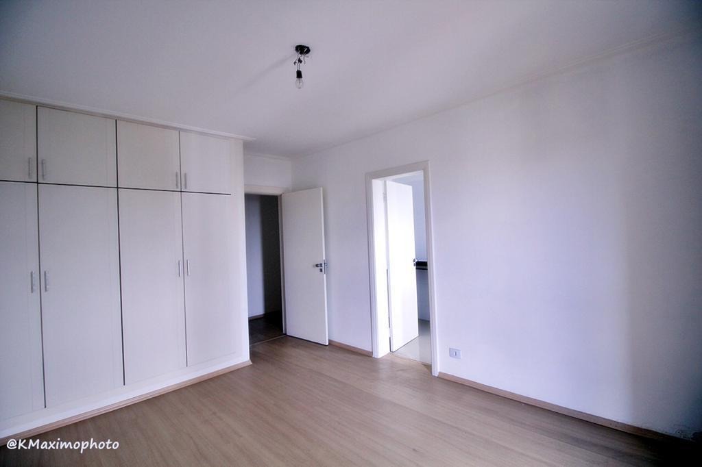 Apartamento à venda com 4 quartos, 330m² - Foto 11