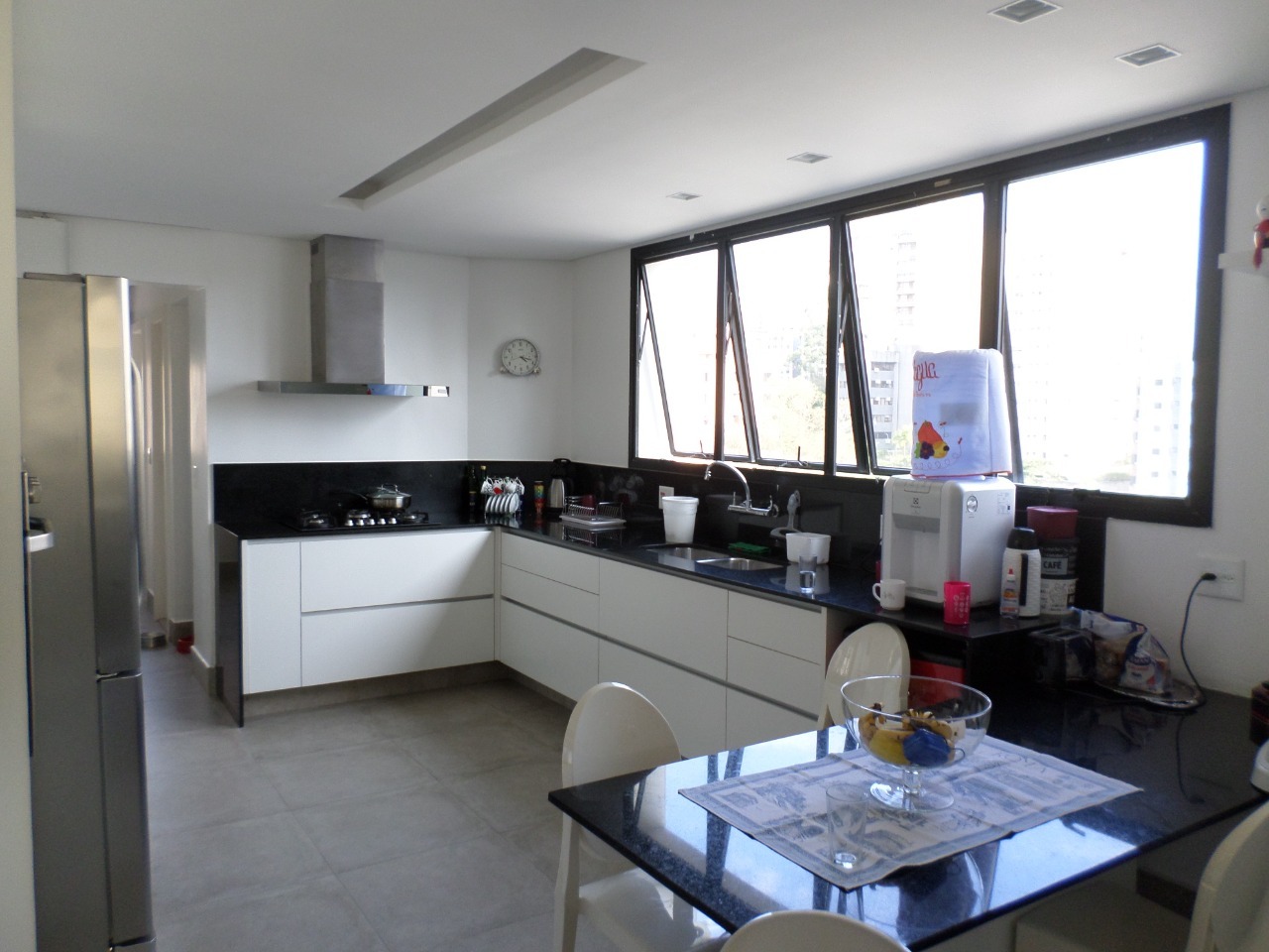 Apartamento à venda com 4 quartos, 202m² - Foto 6