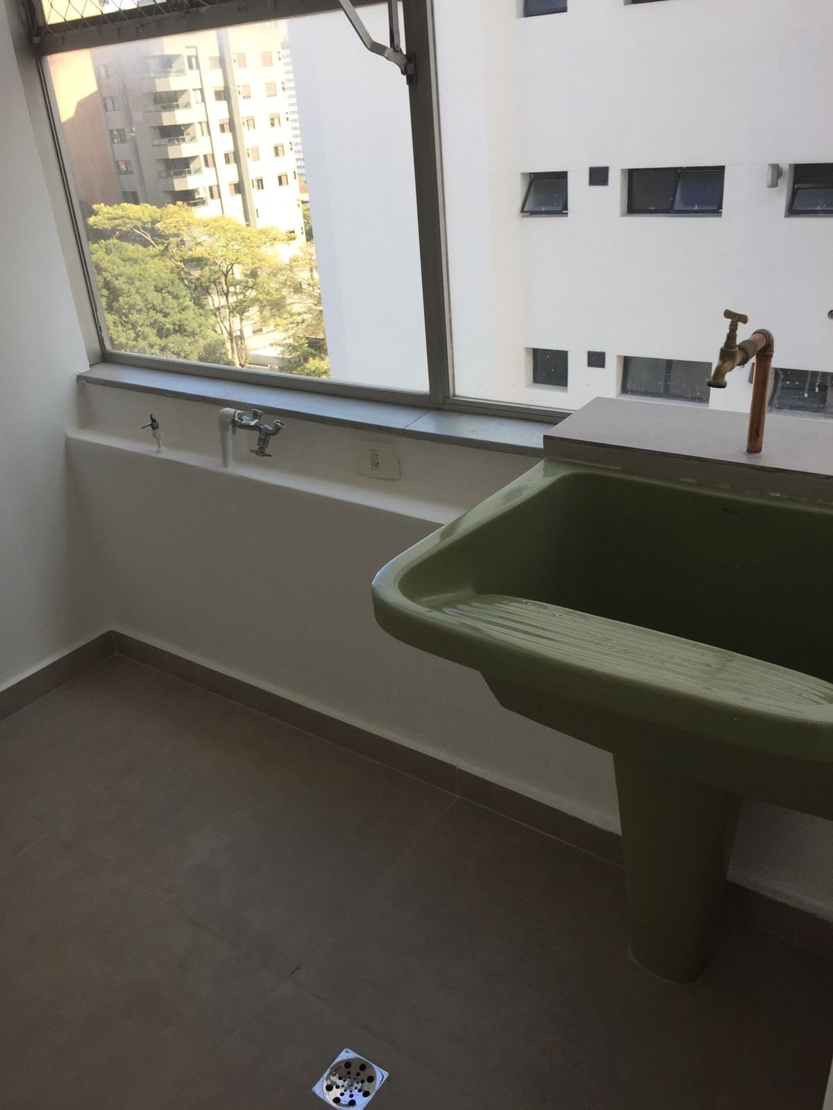 Apartamento à venda com 3 quartos, 127m² - Foto 18