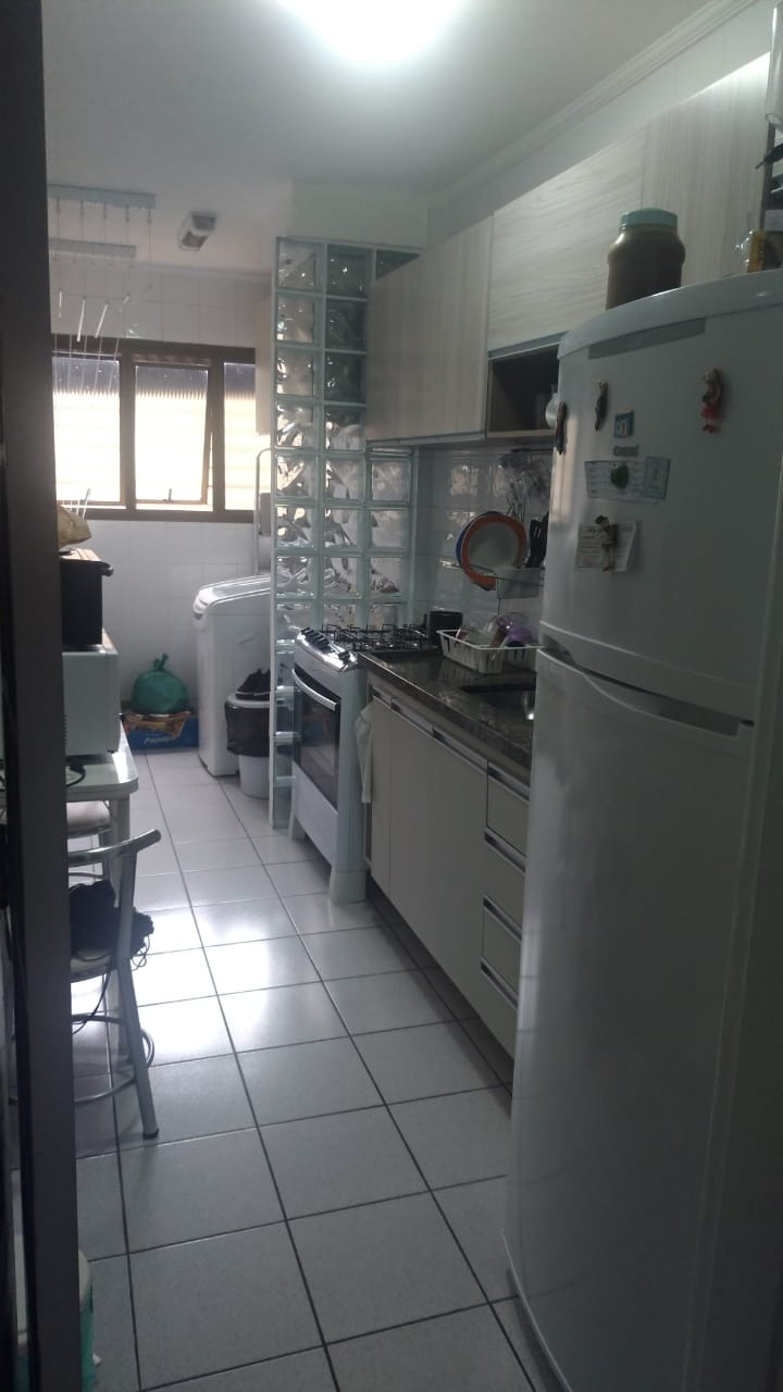 Apartamento à venda com 2 quartos, 60m² - Foto 8