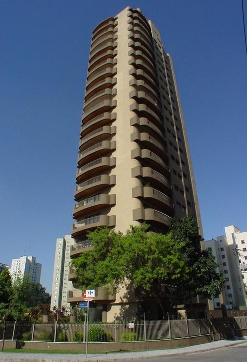 Apartamento à venda com 6 quartos, 267m² - Foto 1