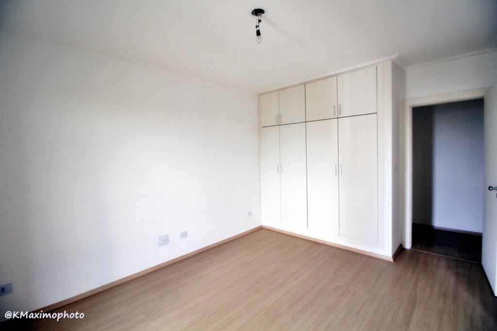 Apartamento à venda com 4 quartos, 330m² - Foto 12