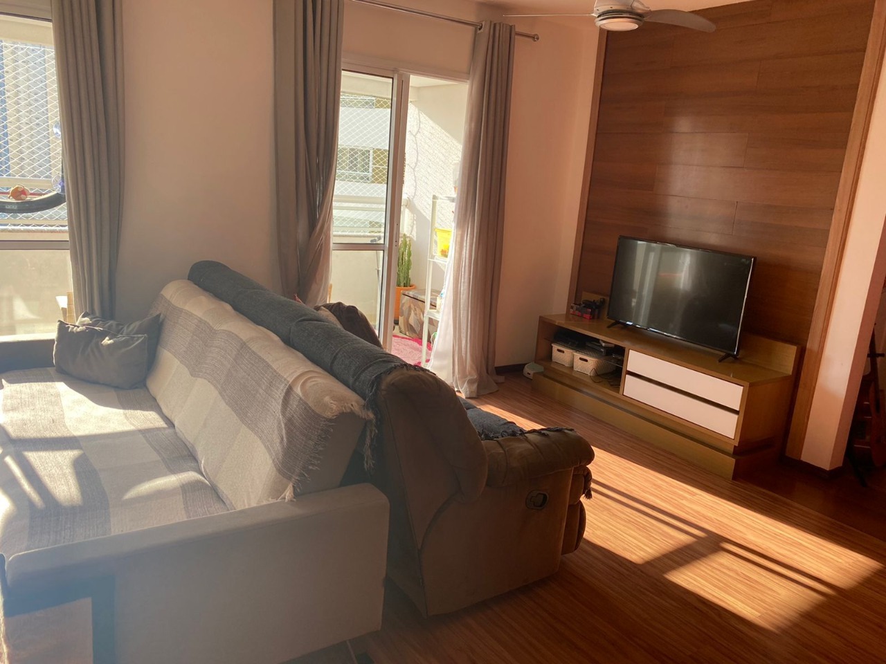 Apartamento à venda com 3 quartos, 105m² - Foto 3