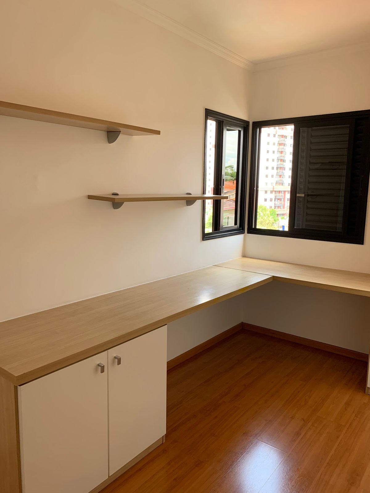 Apartamento à venda com 2 quartos, 68m² - Foto 10