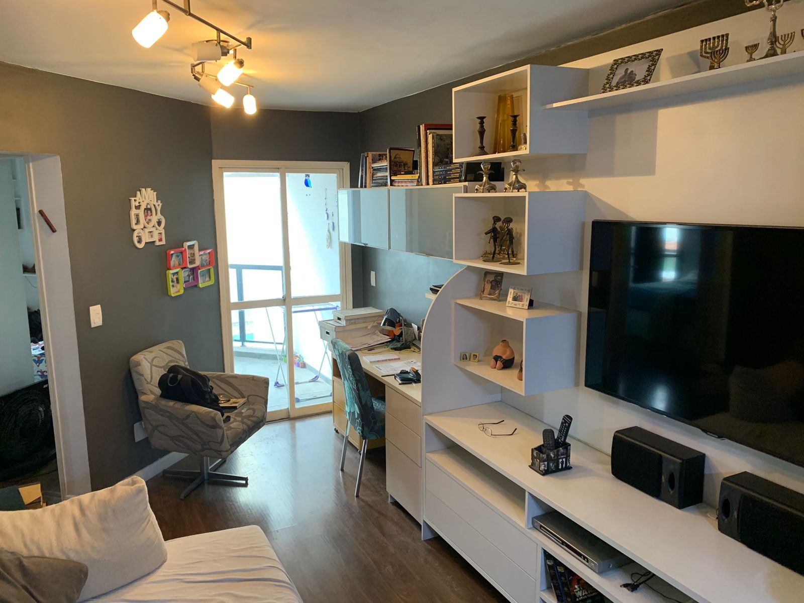 Apartamento à venda com 3 quartos, 70m² - Foto 4