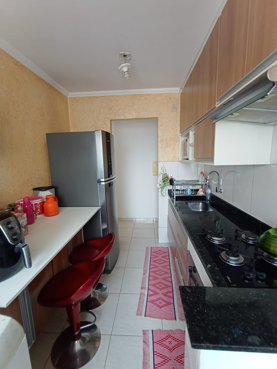 Apartamento à venda com 2 quartos, 70m² - Foto 2