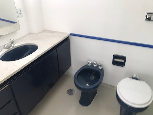 Apartamento à venda com 3 quartos, 180m² - Foto 23