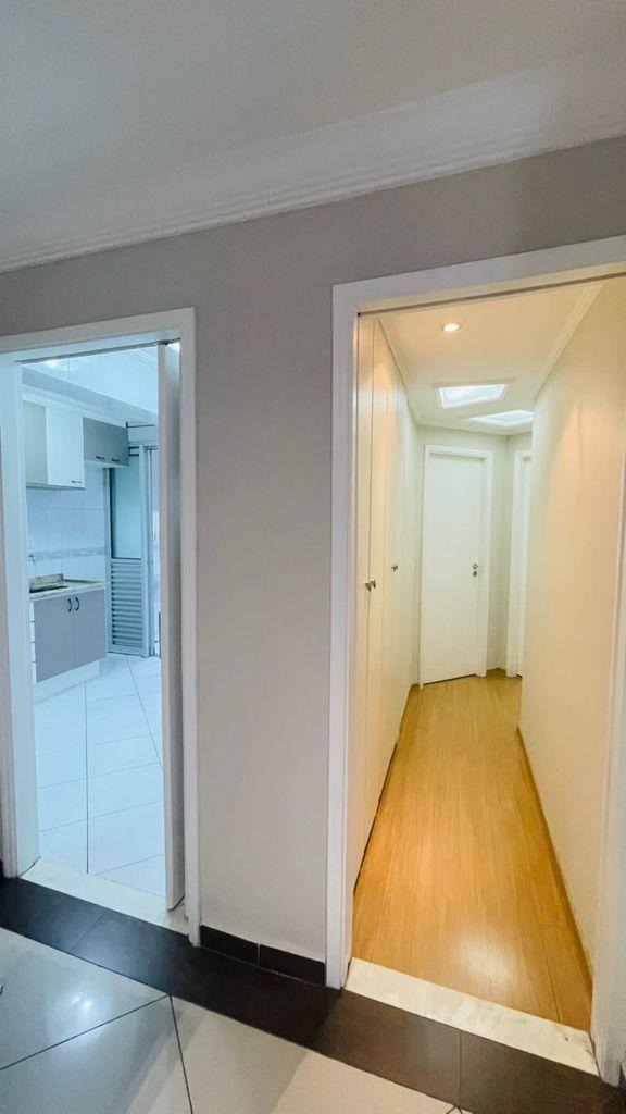 Apartamento à venda com 2 quartos, 71m² - Foto 4