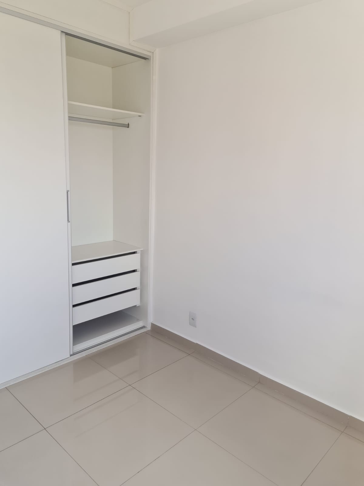 Apartamento à venda com 1 quarto, 33m² - Foto 23