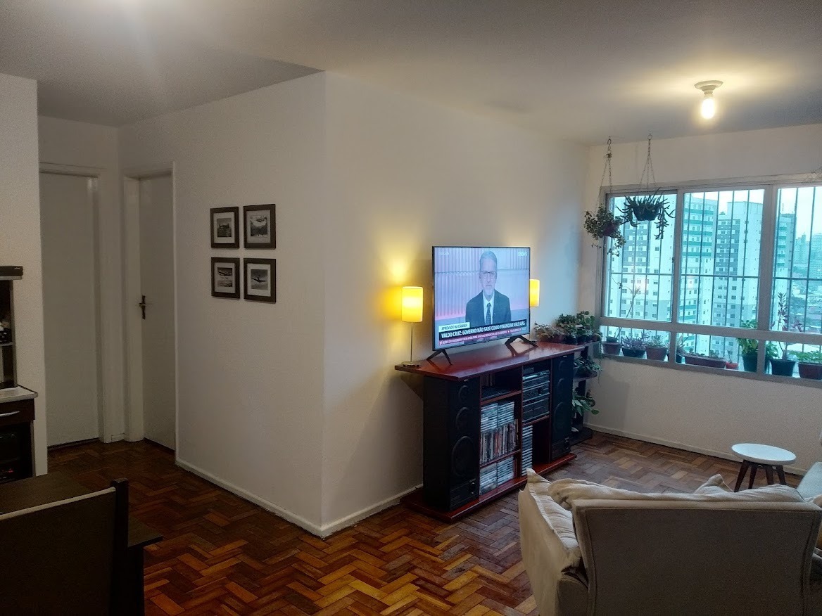 Apartamento à venda com 2 quartos, 75m² - Foto 1