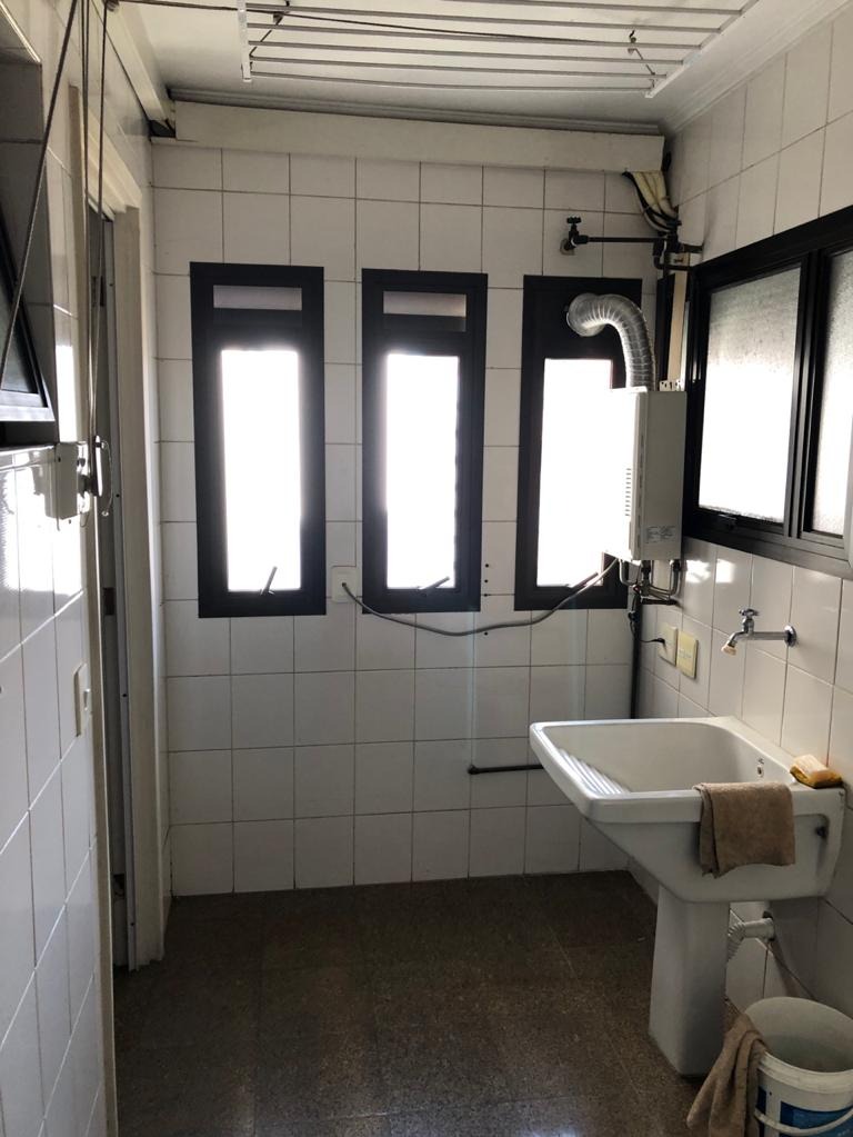 Apartamento à venda com 3 quartos, 121m² - Foto 20