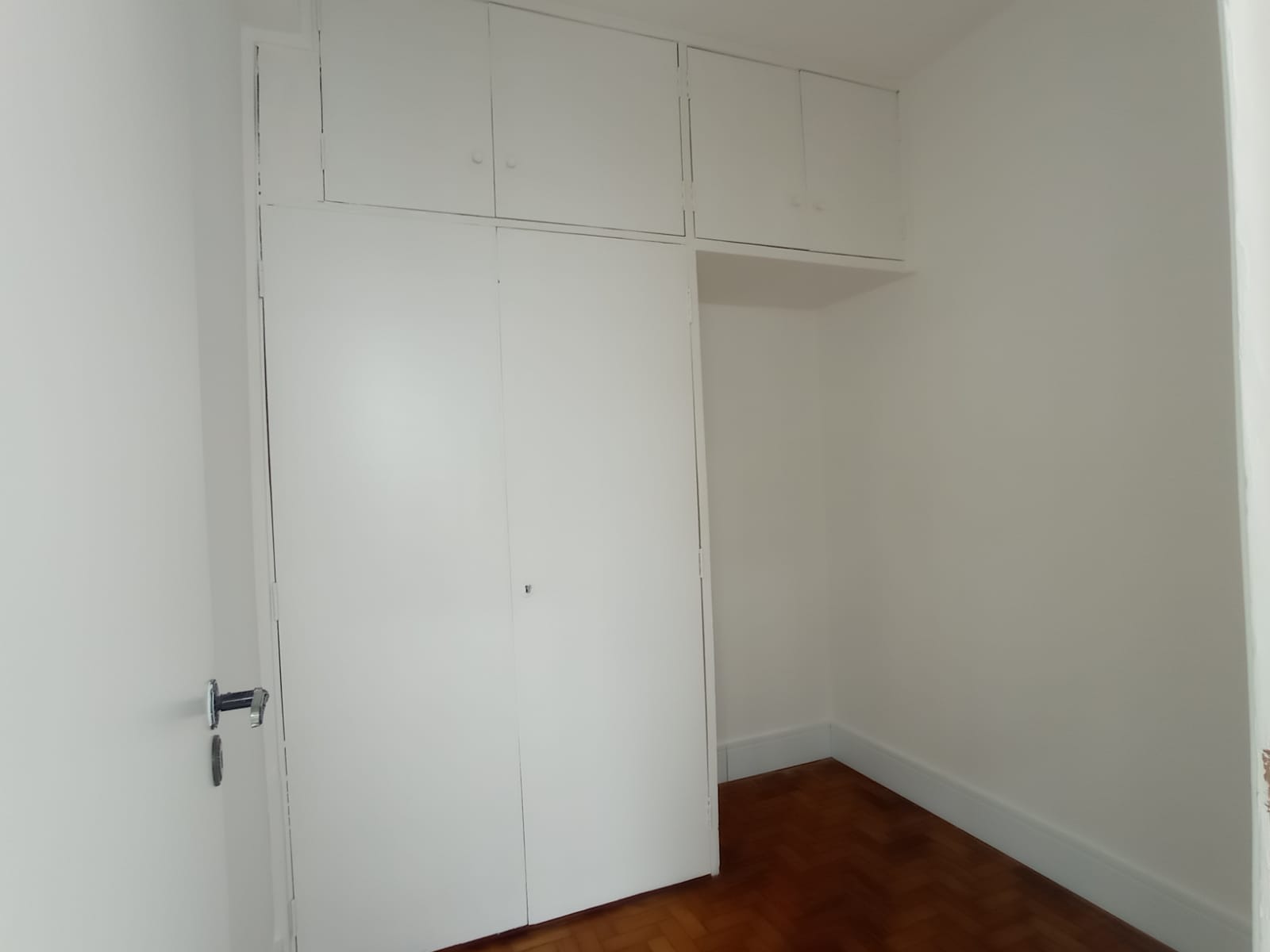 Apartamento à venda e aluguel com 3 quartos, 128m² - Foto 3