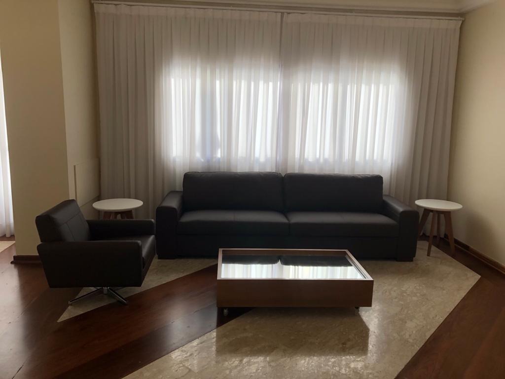 Apartamento à venda com 3 quartos, 240m² - Foto 2