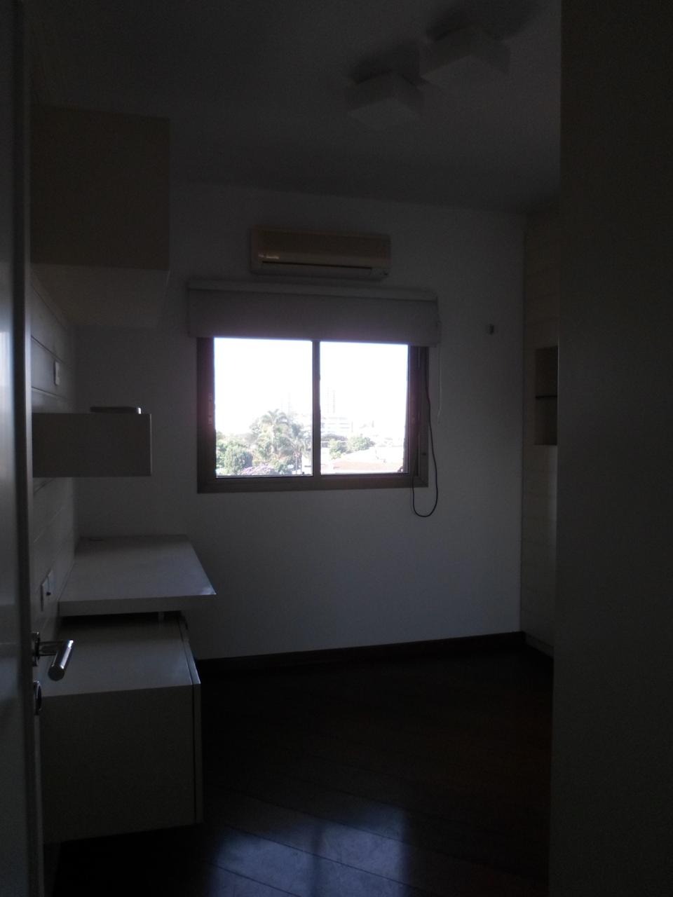 Apartamento à venda com 4 quartos, 224m² - Foto 20