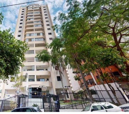 Apartamento à venda com 2 quartos, 65m² - Foto 2