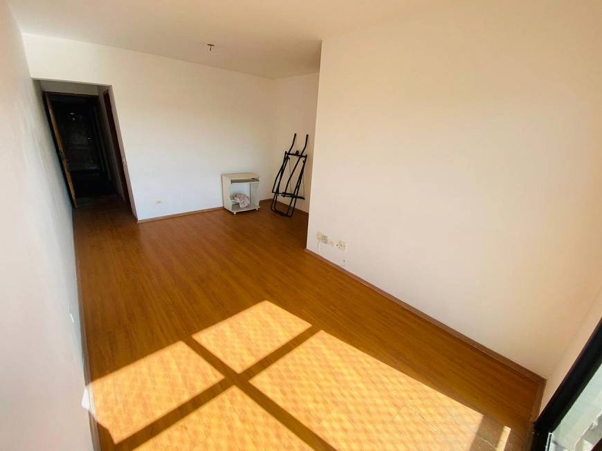 Apartamento à venda com 3 quartos, 74m² - Foto 7