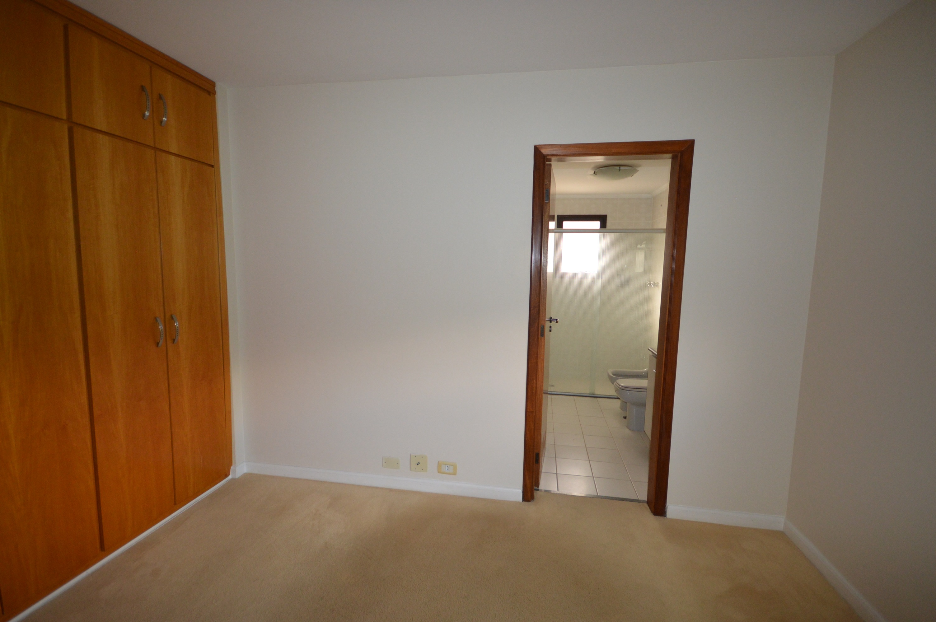 Apartamento à venda com 4 quartos, 196m² - Foto 13