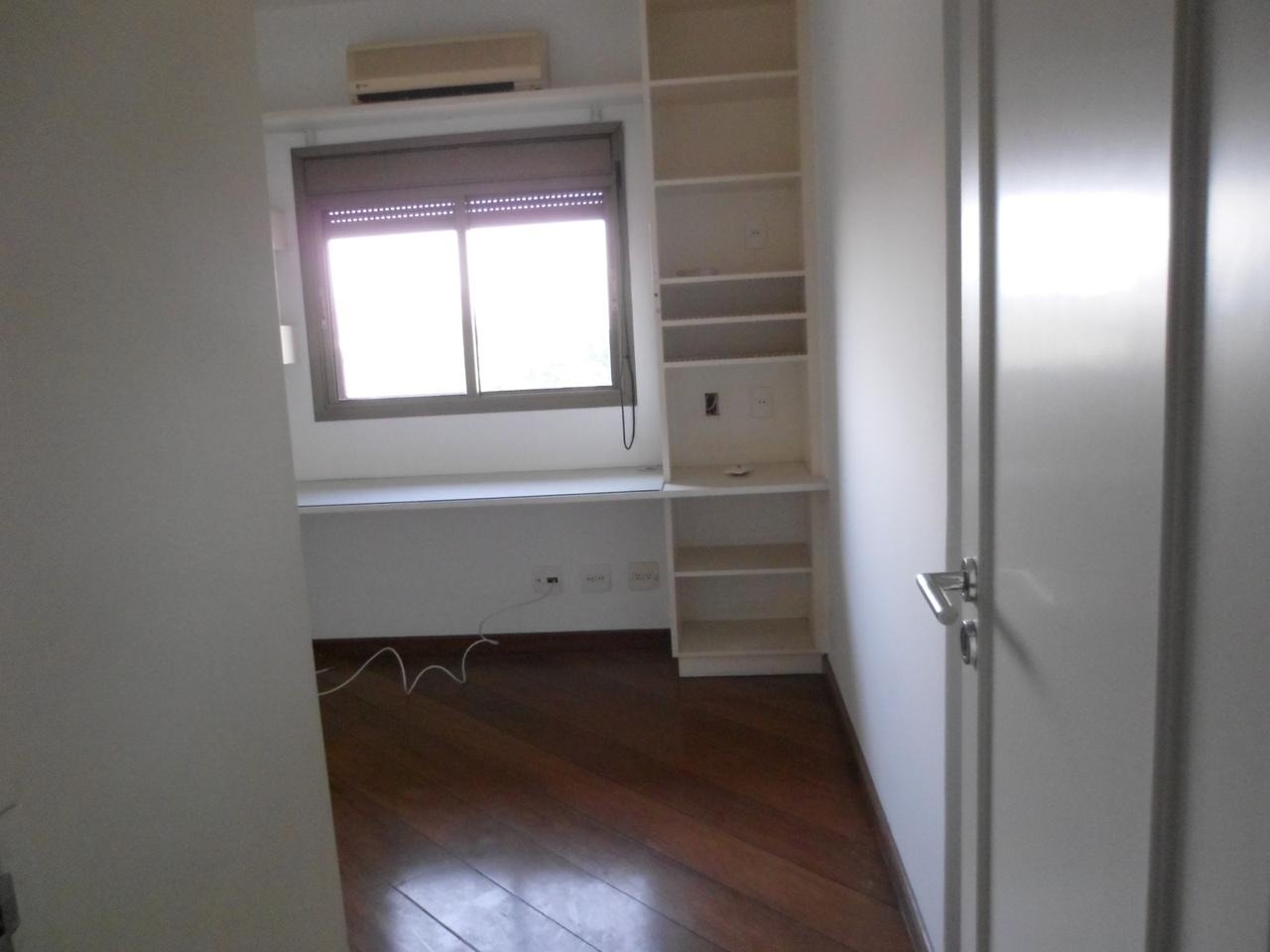 Apartamento à venda com 4 quartos, 224m² - Foto 22