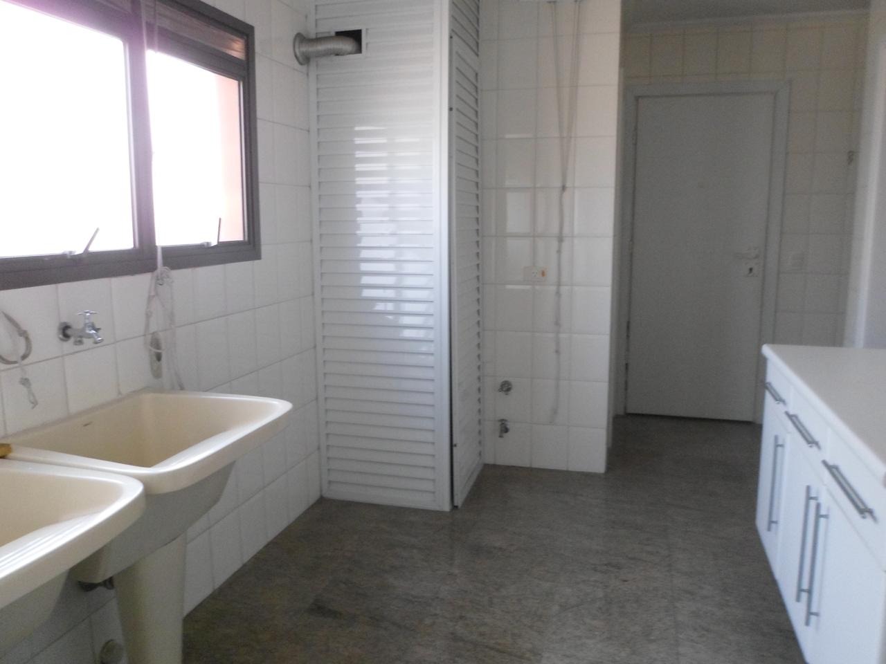 Apartamento à venda com 4 quartos, 224m² - Foto 26