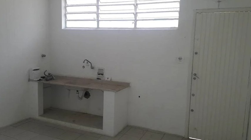 Casa para alugar com 3 quartos, 260m² - Foto 5