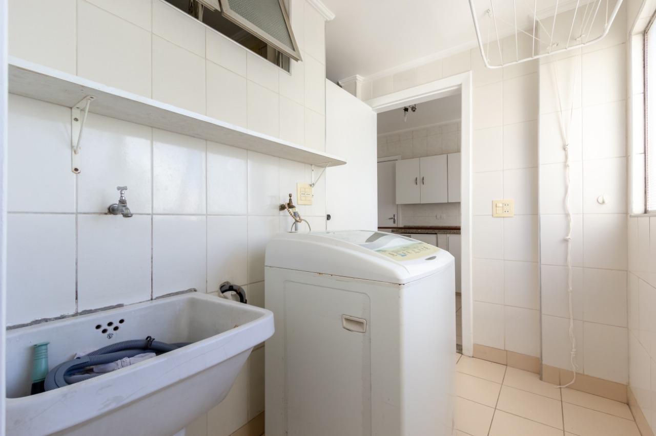 Apartamento à venda com 2 quartos, 75m² - Foto 19