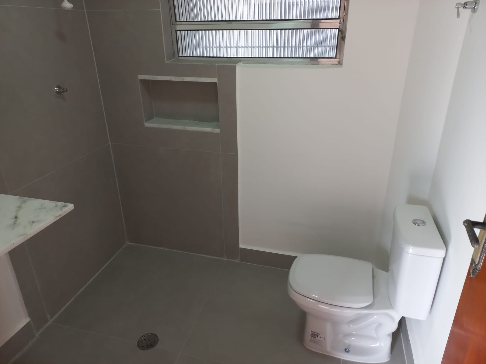 Apartamento à venda com 2 quartos, 62m² - Foto 6