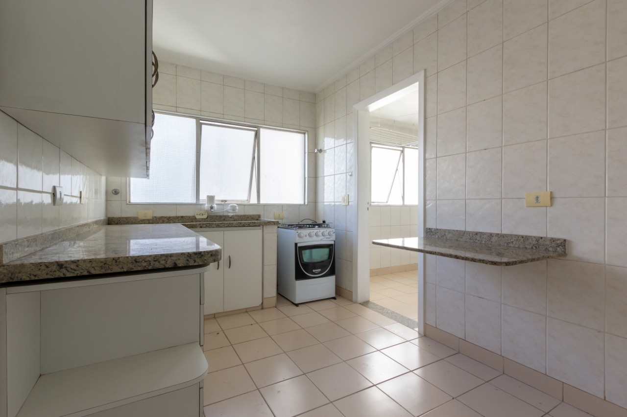 Apartamento à venda com 2 quartos, 75m² - Foto 14