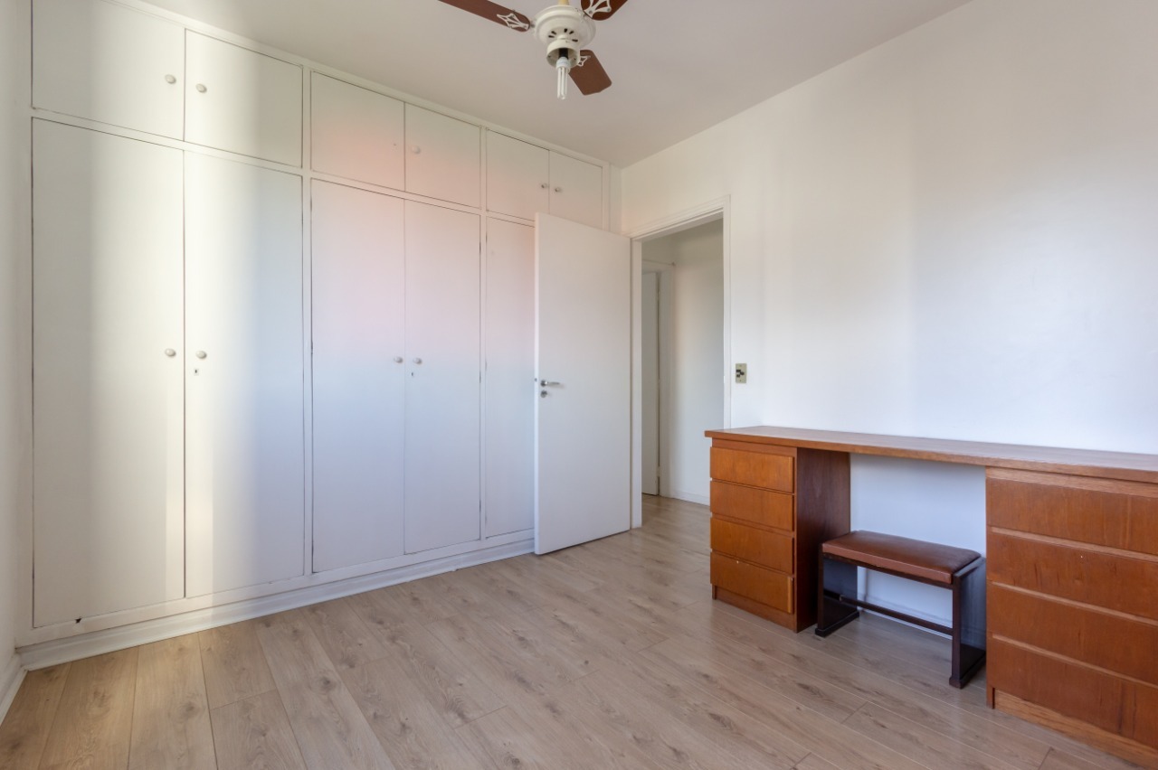 Apartamento à venda com 2 quartos, 75m² - Foto 22