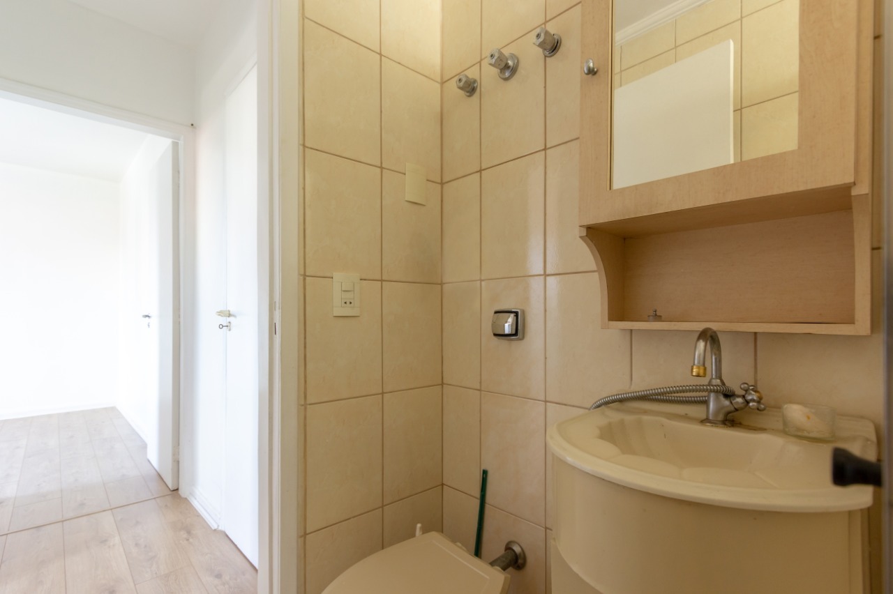 Apartamento à venda com 2 quartos, 75m² - Foto 28