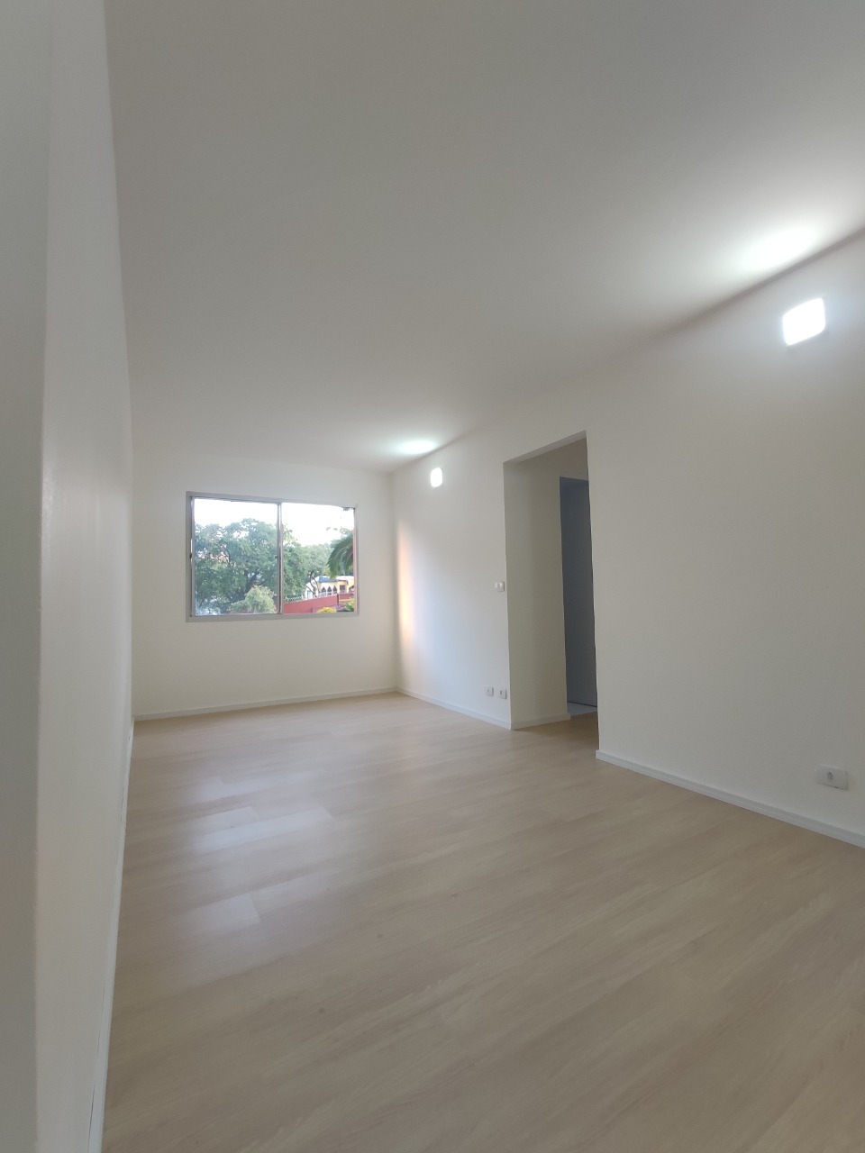 Apartamento à venda com 2 quartos, 50m² - Foto 2