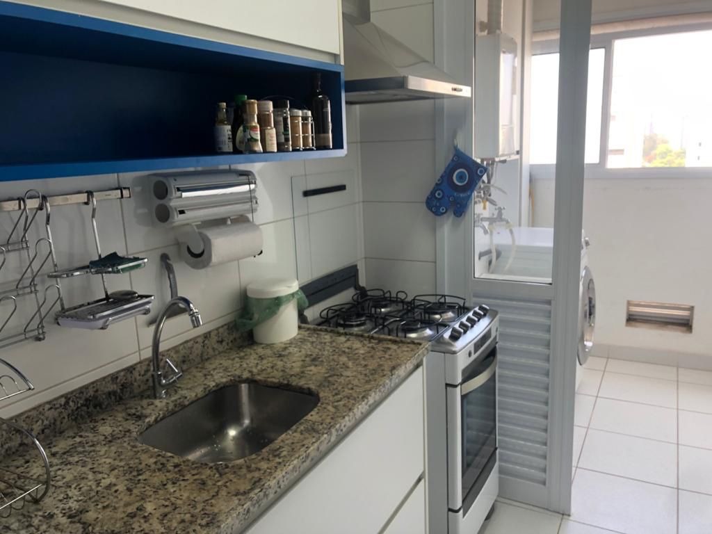 Apartamento à venda com 2 quartos, 75m² - Foto 8