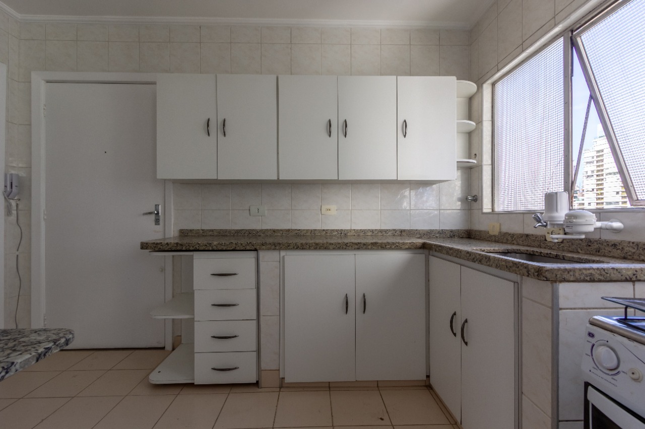 Apartamento à venda com 2 quartos, 75m² - Foto 16