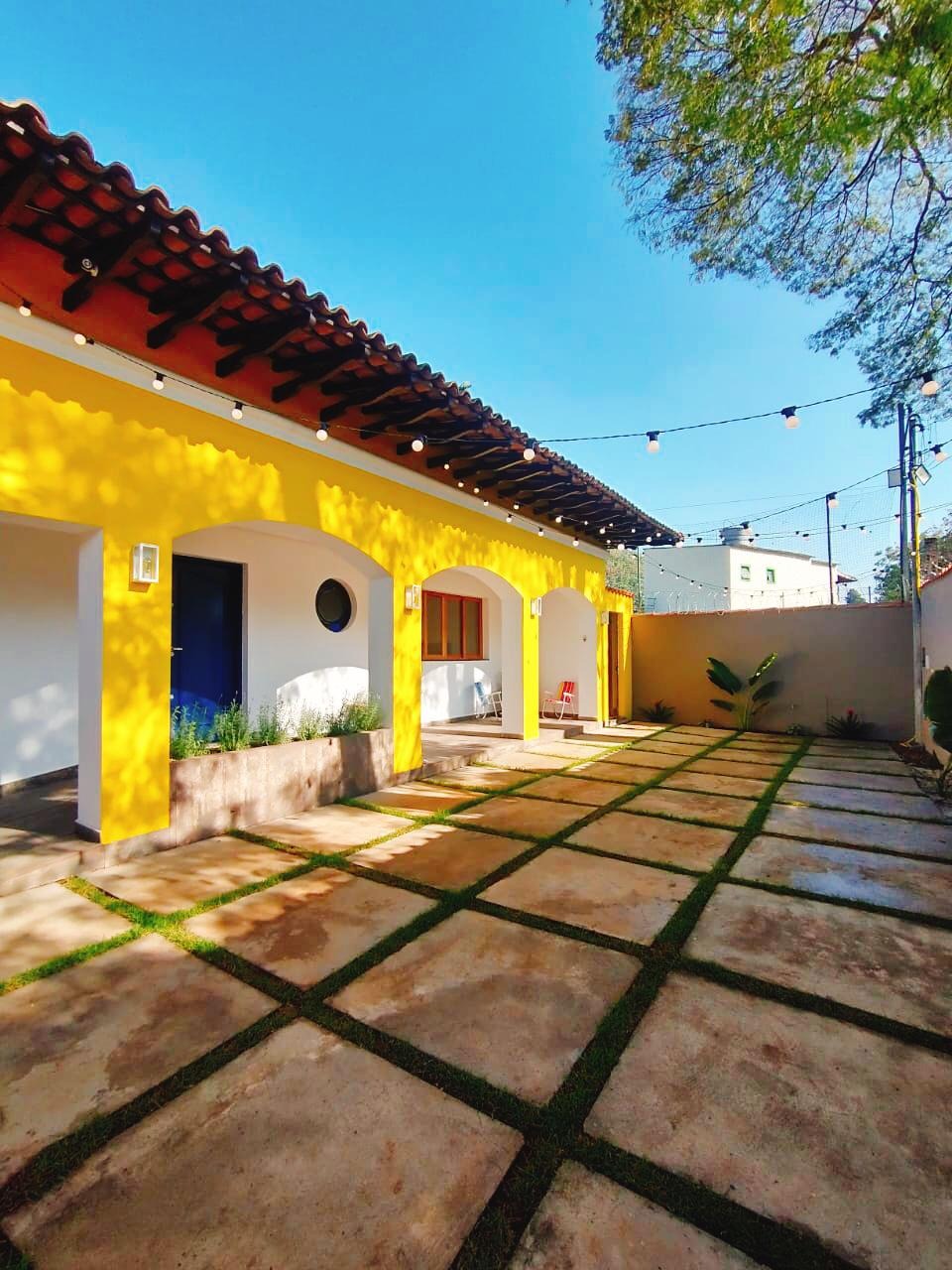 Casa à venda e aluguel com 3 quartos, 275m² - Foto 4