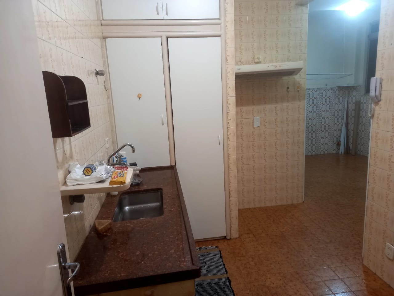 Apartamento à venda com 2 quartos, 70m² - Foto 9