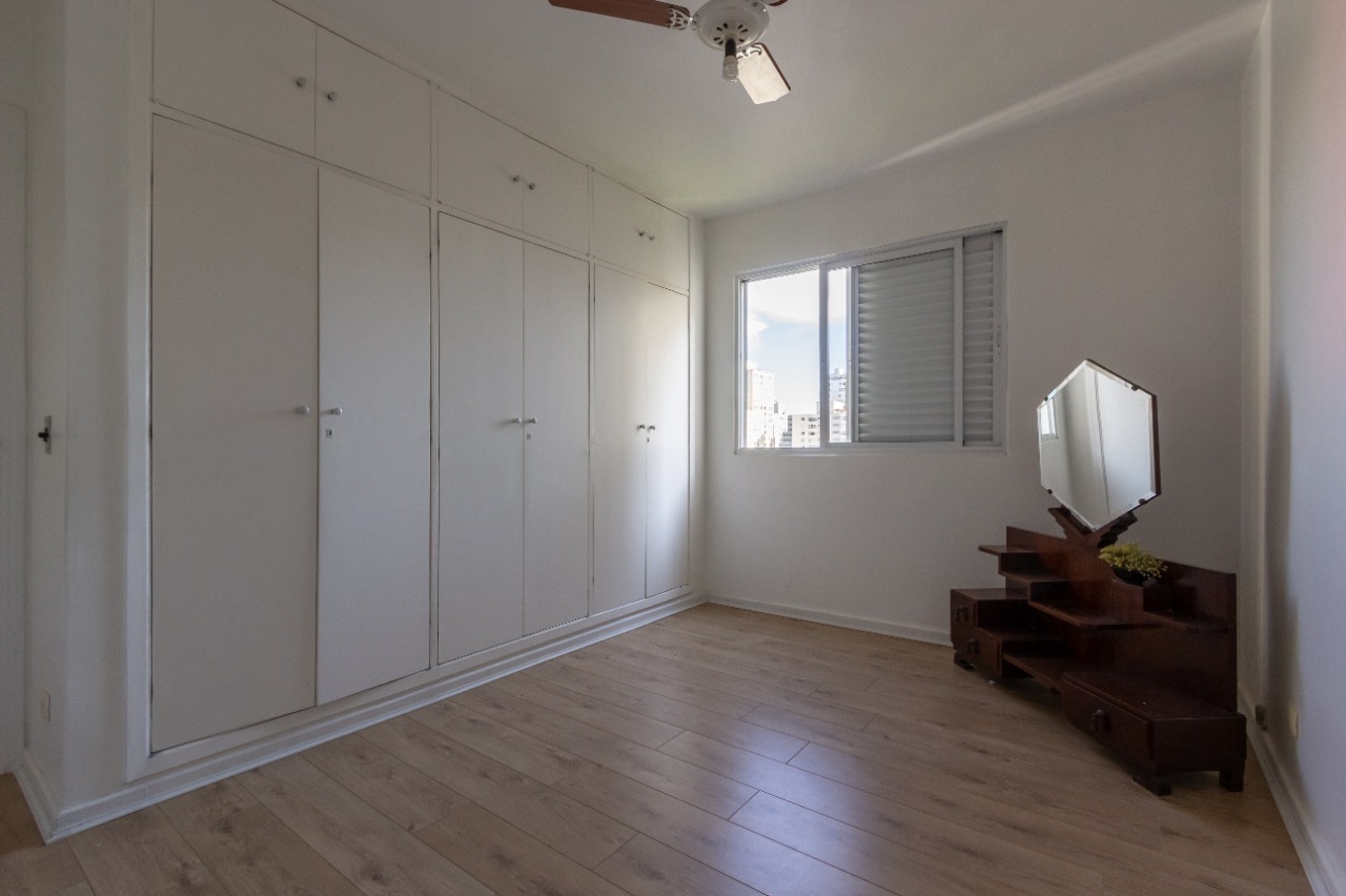 Apartamento à venda com 2 quartos, 75m² - Foto 7