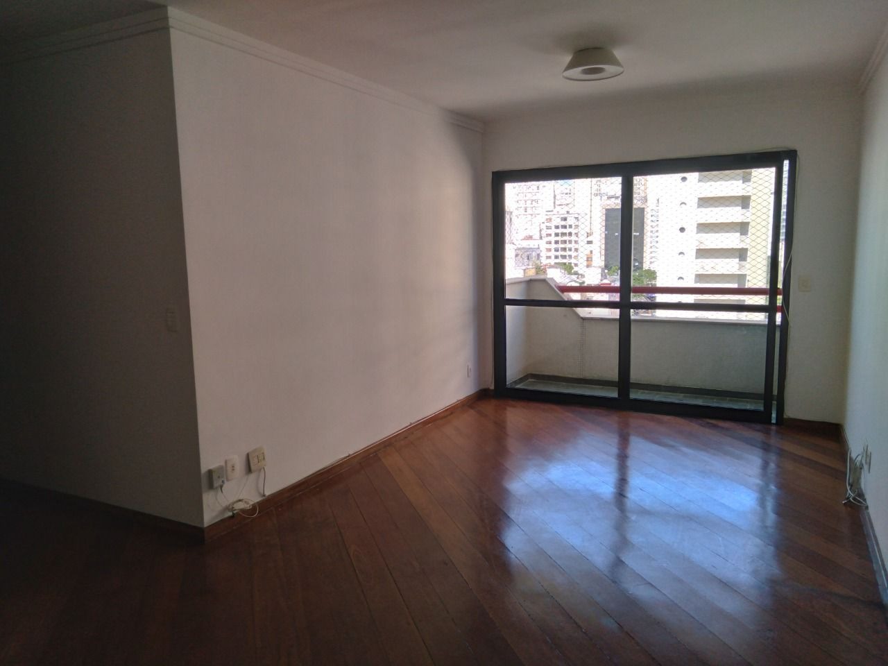 Apartamento à venda com 3 quartos, 83m² - Foto 1