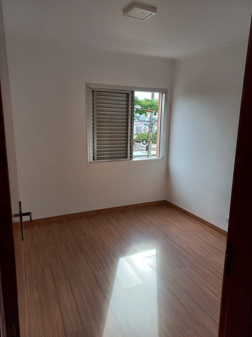 Apartamento à venda com 2 quartos, 62m² - Foto 2