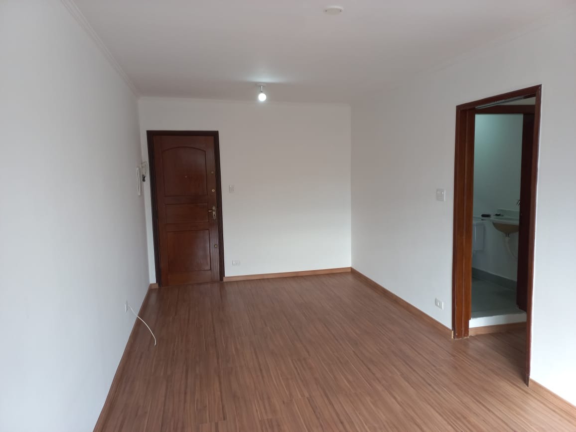 Apartamento à venda com 2 quartos, 62m² - Foto 7